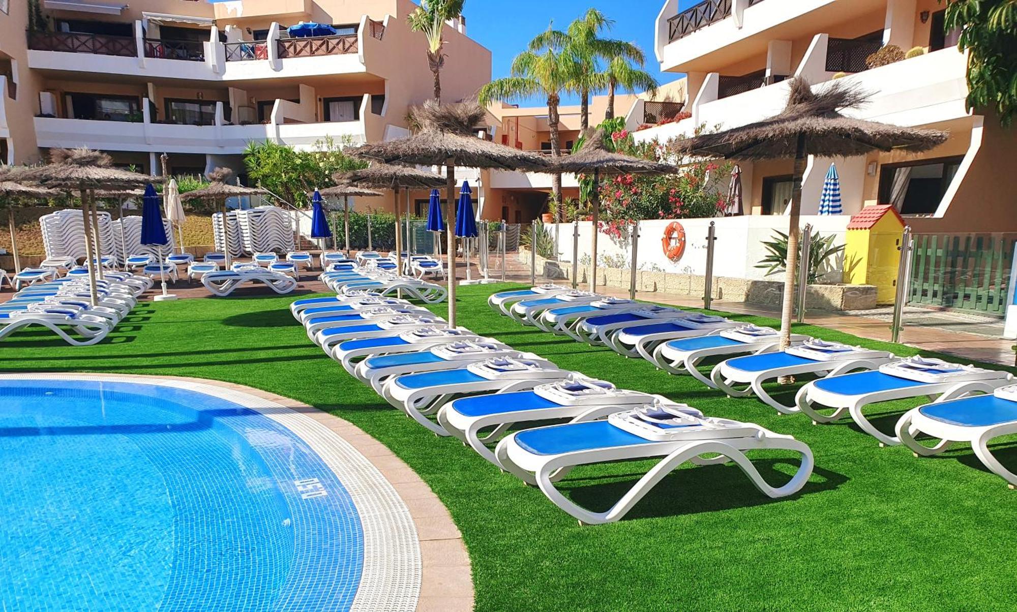 Spacious Apartment With Private Garden In Tenerife South サンミゲル・デ・アボナ エクステリア 写真