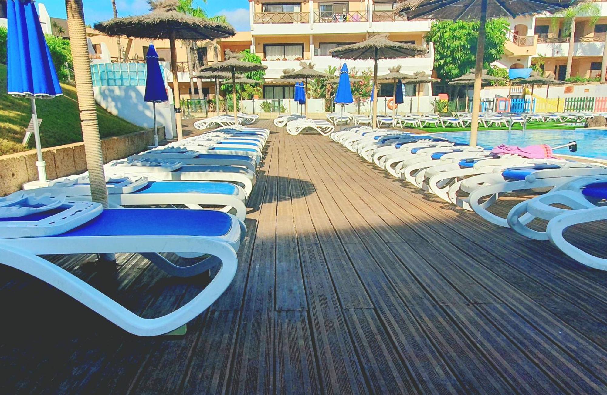 Spacious Apartment With Private Garden In Tenerife South サンミゲル・デ・アボナ エクステリア 写真