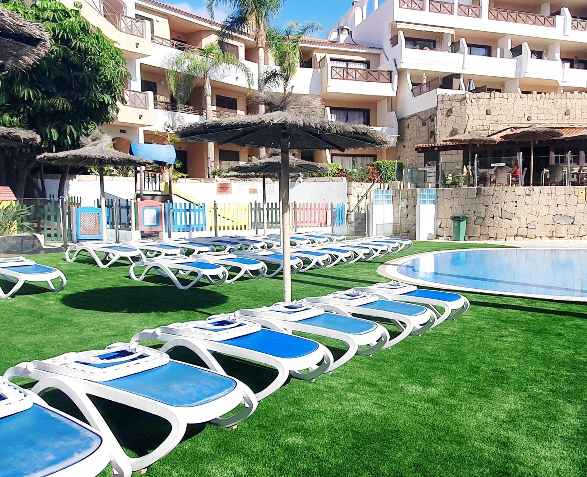 Spacious Apartment With Private Garden In Tenerife South サンミゲル・デ・アボナ エクステリア 写真